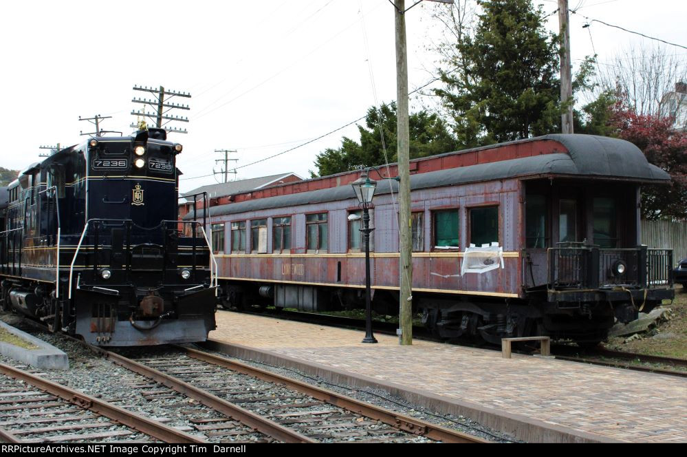 EBGR 7236, Lynewood Bus. car